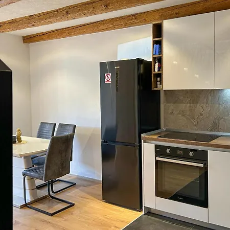 2 Bedroom Gorgeous In Holiday home Sisan